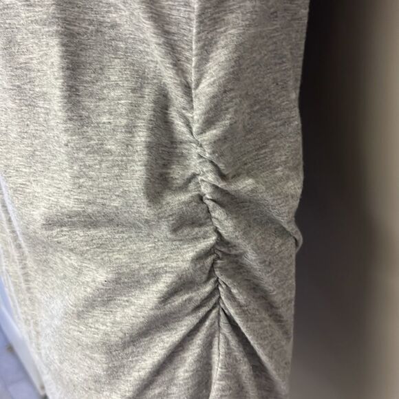 All Worthy by Hunter McGrady Heather Gray Short Sleeve Rouged T- Shirt- Small - Picture 6 of 11